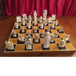 oriental-art-ivory-chess-set
